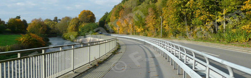Chemnitztalradweg in Höhe der Markersdorfer Steinbrüche (2016)