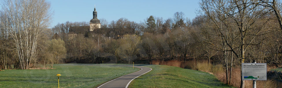 St. Jodokuskirche von Chemnitz-Glösa erhebt sich auf dem Eierberg (2021)