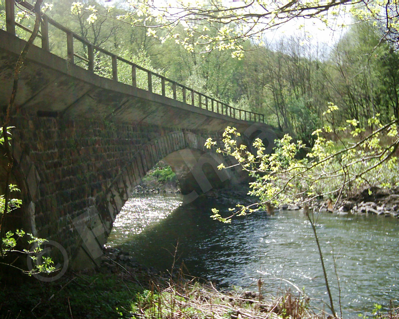 Bahnbrücke im Chemnitztal am Ortseingang von Markersdorf