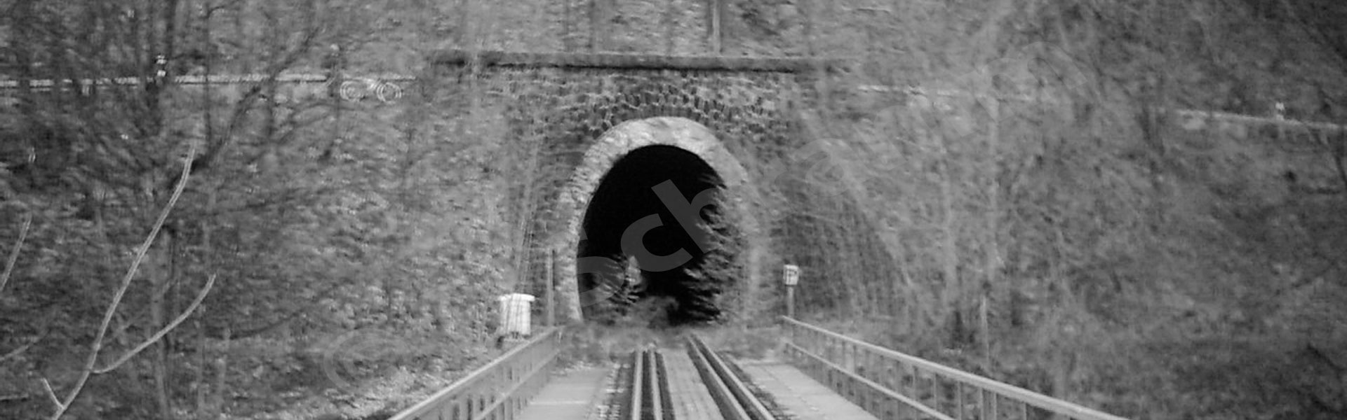 Tunneleinfahrt Diethensdorf (2003)