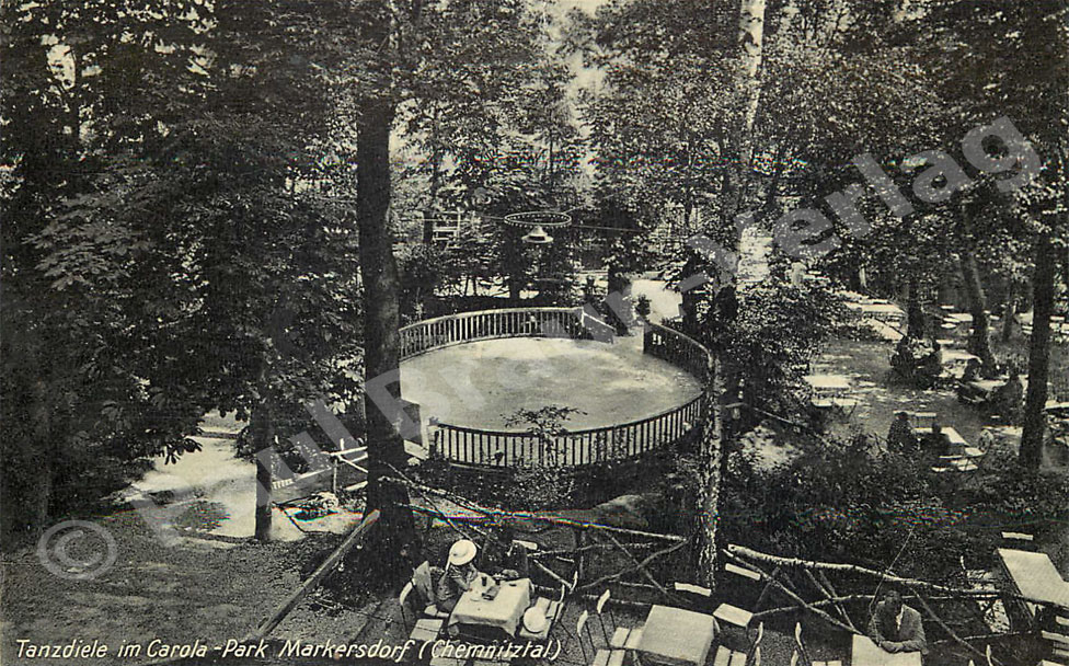 Carola-Park Tanzdiele im Park